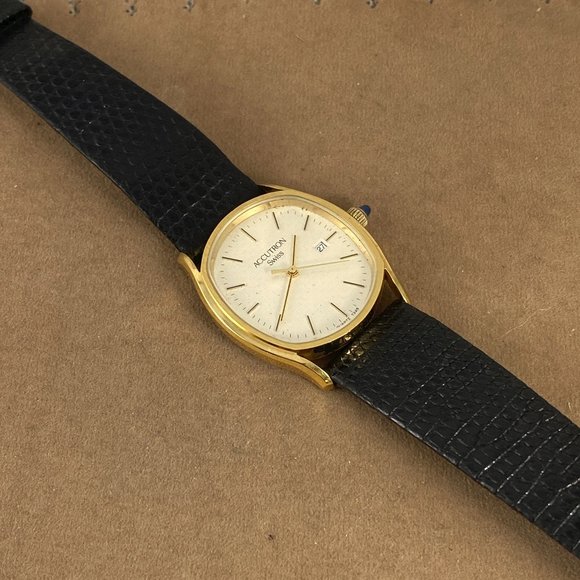 SOLD VINTAGE Bulova Date Accutron Gold Swiss Watch - Picture 4 of 7